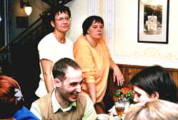 Jana und Kerstin - ernst